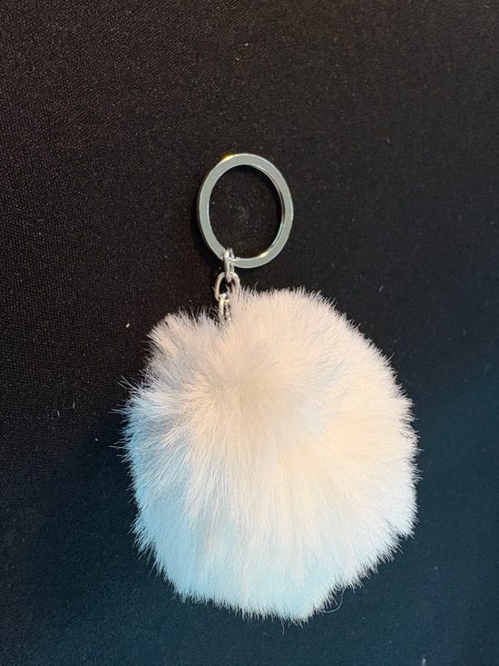Accessories - White Faux Fur Pom Keychain - Fluffy Accessory